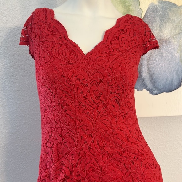 Liz Claiborne Red Lace Dress - Picture 5 of 9